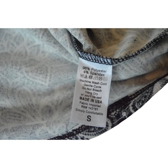 LuLaRoe Cassie Womens Pencil Skirt Size S Black  White Floral Lace Pattern - Picture 3 of 6